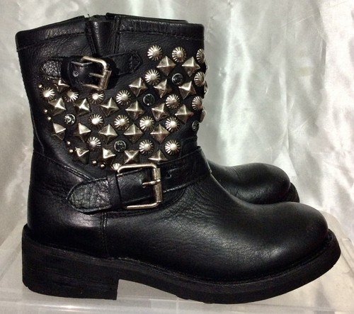 Ash titan black - "titan", leather