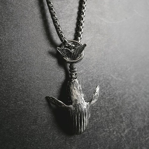 Collana balena mare animale