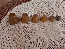 ANTICO KIT DI 6 PICCOLI PESI A