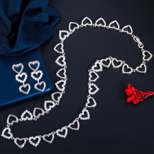Set gioielli orecchini collana