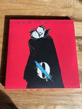 Queens Of The Stone Age - Like