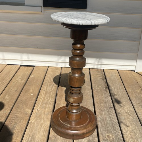 Piedistallo legno vintage - in,