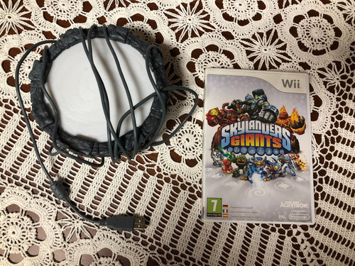 Wii skylanders giants - -,