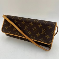 LOUIS VUITTON M51852 Pochette
