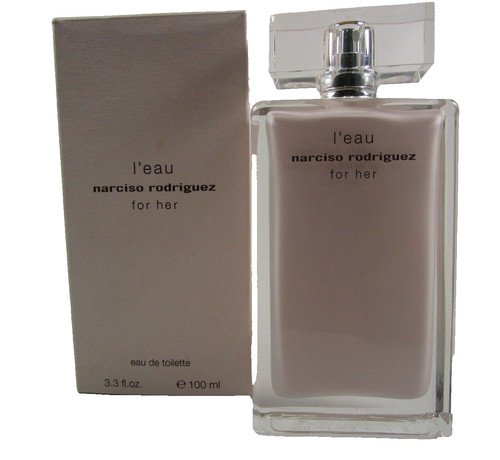 For her narciso - for, by