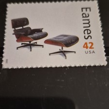 Poltrona Eames ottomana 42