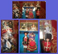 Lotto 9  bamboline souvenir folklore vari paesi ed epoche CONDIZIONI OTTIME