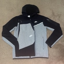 (2°) TUTA NIKE TECH PILE