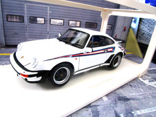 PORSCHE 911 / 930 Turbo 3.3