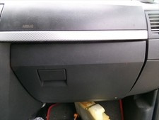 guantera OPEL MERIVA 1.7 CDTI