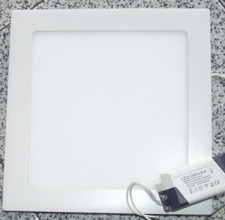 PLAFONIERA A LED  DA CONTROSOFFITTO 22 X 22 CM 18W 6500K 990Lm AC220V