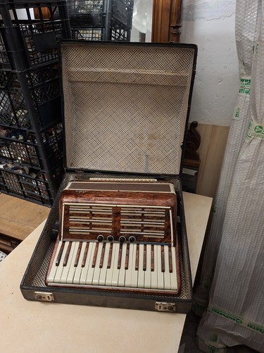 Vecchia fisarmonica anni 50 - anni, 40