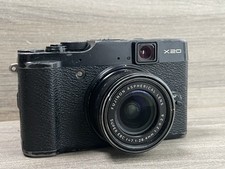 Fujifilm X20 premium compact