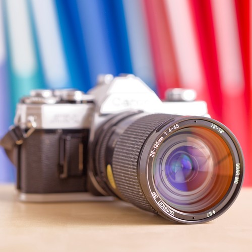 Canon zoom 28 135mm - ae-1,