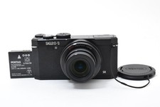 Fotocamera digitale compatta
