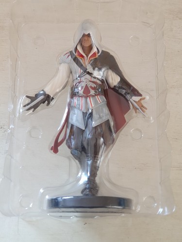 Action figures ezio - action, auditore