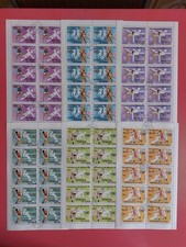 FRANCOBOLLI/KILOWARE- 1 KG Scpl. TEMATICHE TIMBRATE MONDIALI DIFF.IN FOGLI !!