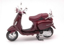 Vespa LXV 2013 Amarant