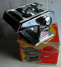 macchina AMPIA  per fare la pasta anni 70 vintage con scatolo