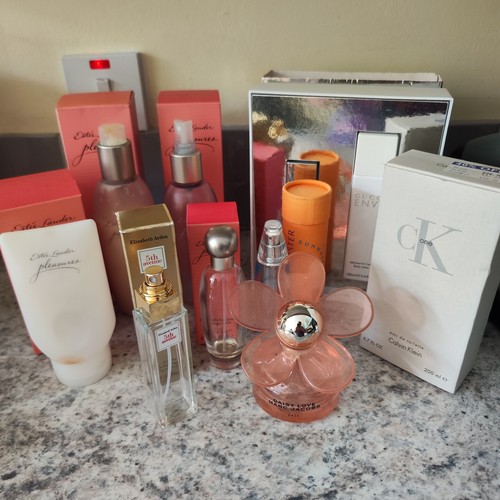 Vtg empty perfume bottles - vtg,