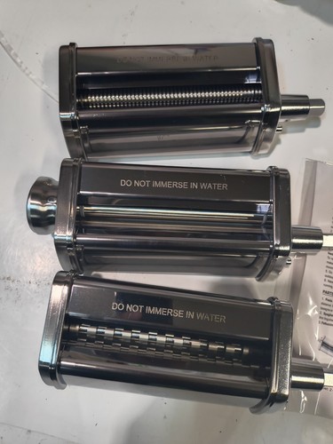 Pasta roller cutter - &,