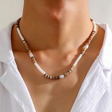 Collana di perle in legno