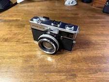 Olympus 35mm rangefinder - 35,