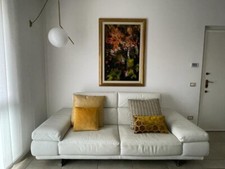 Vendo divano in pelle bianco poco utilizzato come nuovo marca divani & divani 