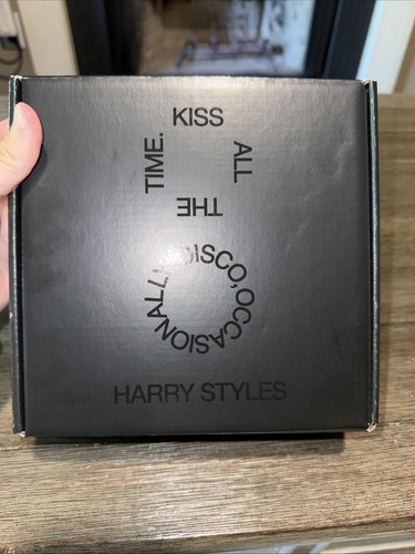 Harry styles bacio tutto - styles, il