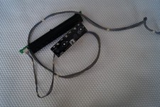 SENSORE IR E PULSANTI LATERALI