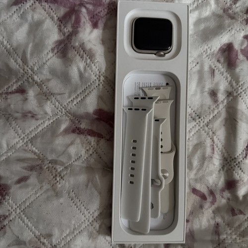 Apple watch 40mm - watch,