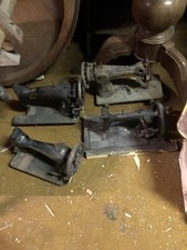 4 Antiche macchine da cucire