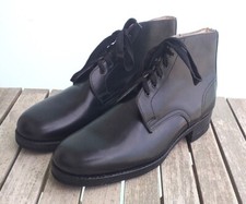 Scarponcini d'ordinanza CC M28 in cuoio nero anni '70 tg. 42 marcati mai usati