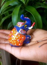 Bellissima statuina elefante