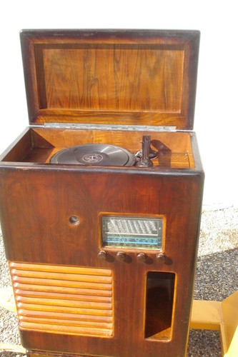 Mobile radio con - radio, giradischi