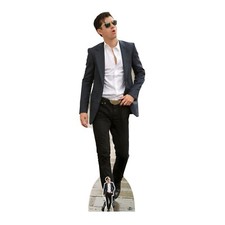 Alex Lifesize Musician Turner