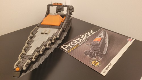 Lego costruzione motoscafo