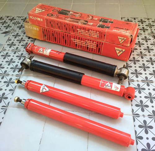 Kit ammortizzatori regolabili