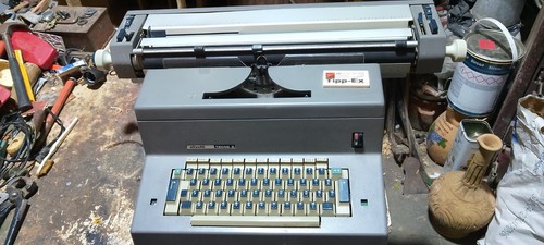 Olivetti tekne macchina da - tekne, 3