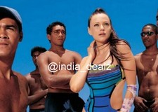 India donna modello tettona