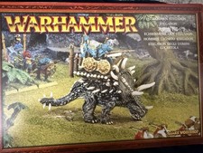 Lizardmen Stegadon metallo