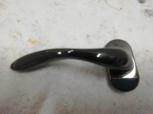Maniglia per porte - maniglia, alta