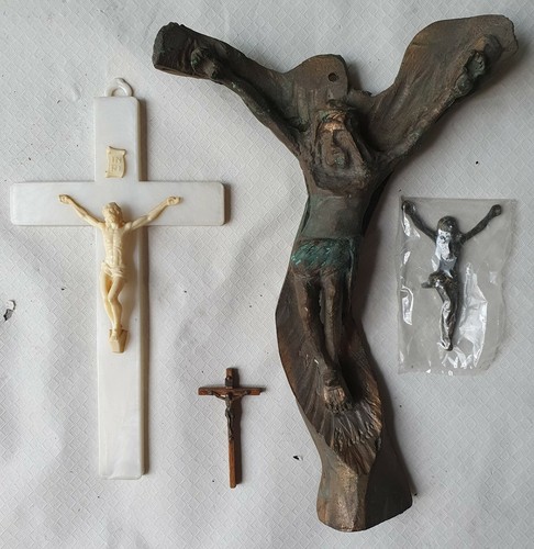 Crocifissi misti arte - crocifissi,