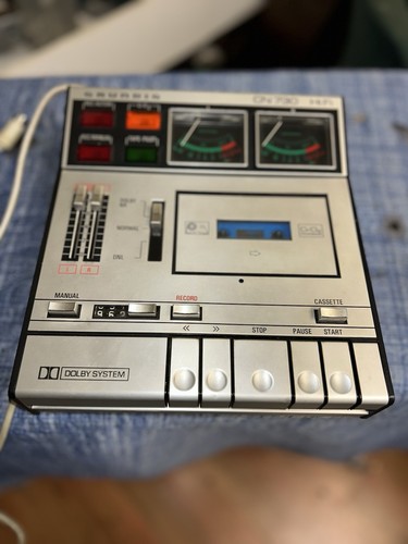 Registratore cassette - a,
