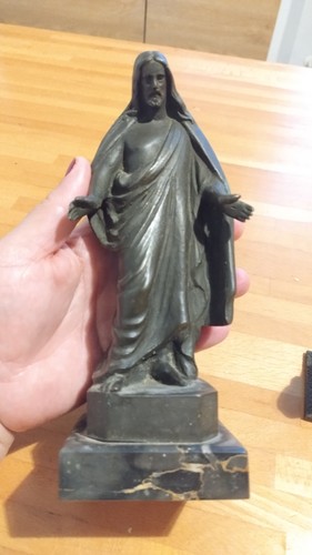 Statua gesù bronzo su - di,
