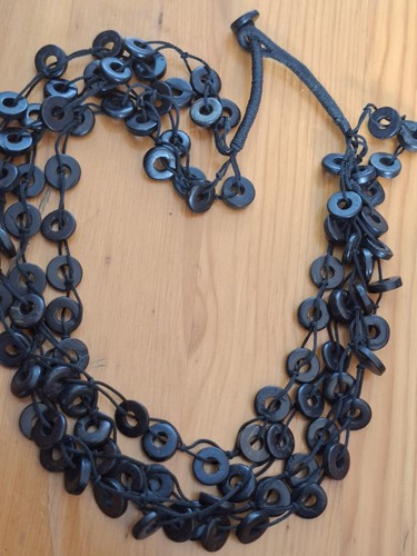 Collana multifilo multigiro