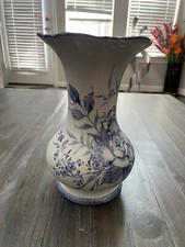 Bassano vase by Made in Italy