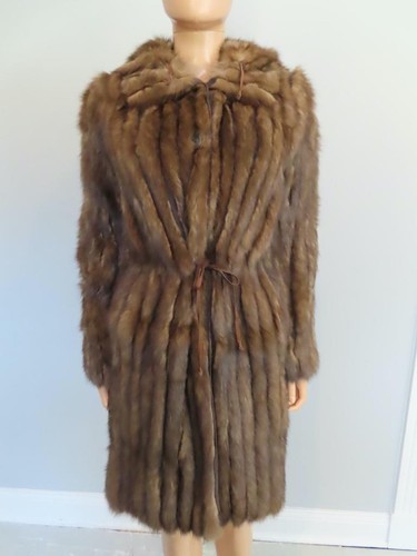 Cappotto con cappuccio
