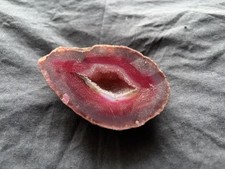 Minerali geode di agata con