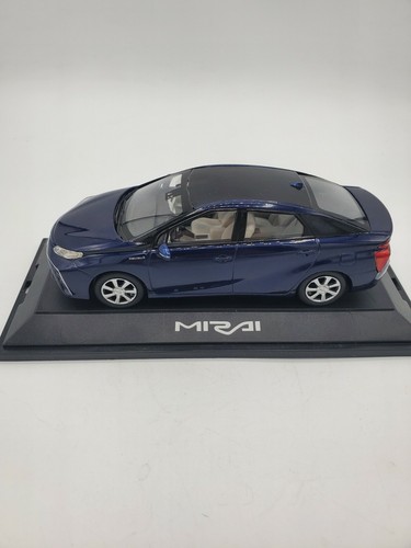 Toyota mirai minicar - 1:30,
